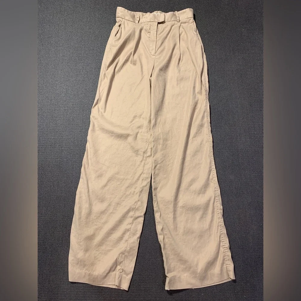 Babaton Aritzia Sadiki‎ Linen Blend Pleaded Trousers Size 8 Basil Tan Color